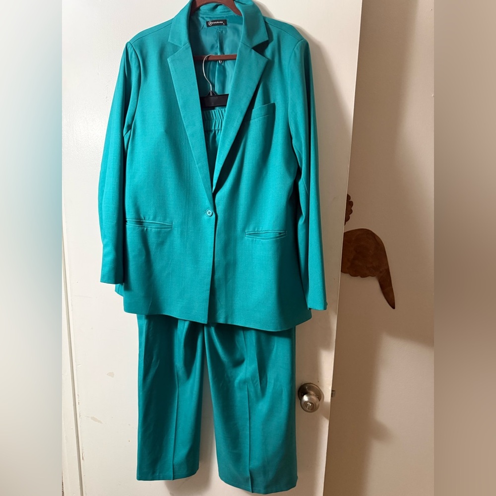Pretty Garden Teal Women's Suit Jacket & Pants - Classic Blazer Set